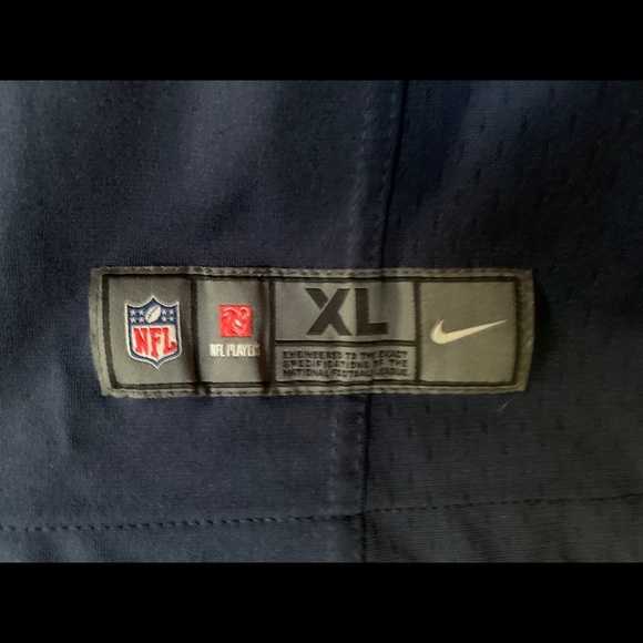 Russell Wilson Seahawks jersey - Picture 2 of 4